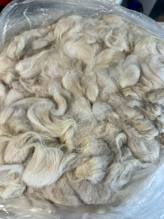 Alpaca Fiber: White